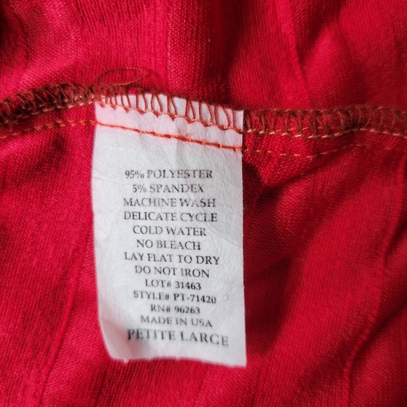 NWOT jason maxwell Stretchy Burgundy Red Ruffle Short Sleeve Blouse Size M Petit - Picture 9 of 11